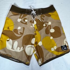Quiksilver Original Scallop Andy Y Andy 18" Boardshorts Size 30 Surf Swim